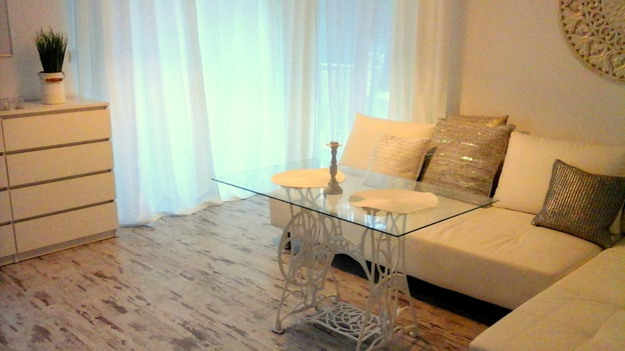 Apartament Lesny Dziwnówek Exterior foto